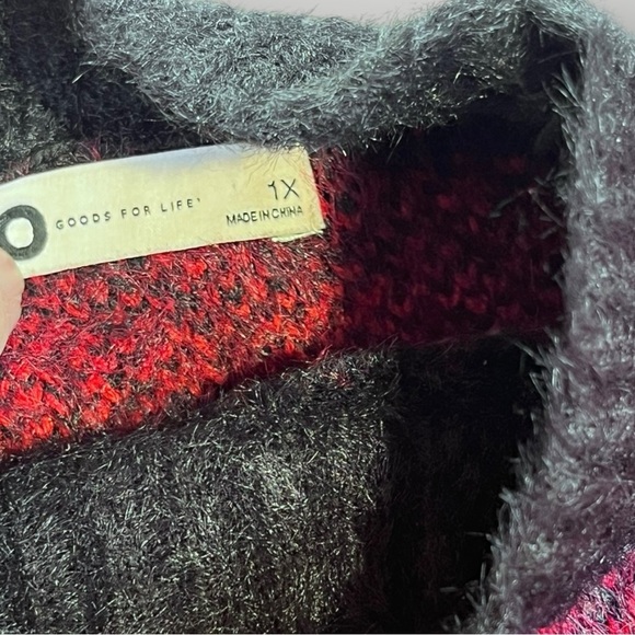 SO Red/Black Checkered Fluffy Soft Long Sweater - Picture 7 of 13